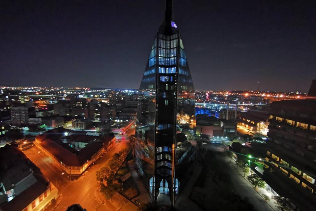 1507-Amazing Views & Unique Joburg Cbd Luxury Apartamento Joanesburgo Exterior foto