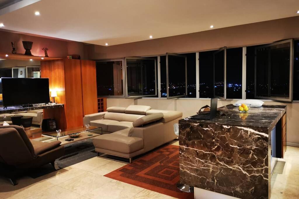 1507-Amazing Views & Unique Joburg Cbd Luxury Apartamento Joanesburgo Exterior foto